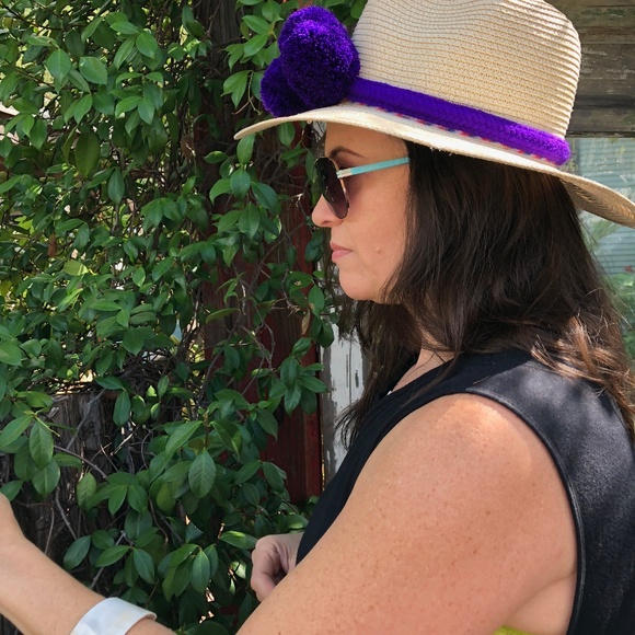 Wayuu Colombian Hat Pom Pom Braided Headband - Picture 4 of 8